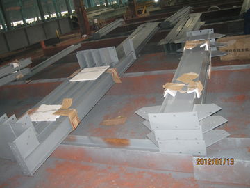 Porcelana Edificios de acero industriales de la fabricación del acero estructural para el marco de Warehouse proveedor