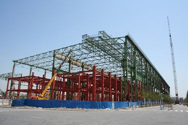 Porcelana Ayudas estructurales de las fabricaciones prefabricadas del acero estructural del hangar y de la vertiente proveedor