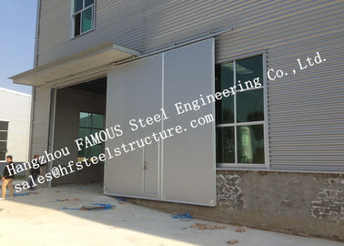 Porcelana Los equipos de edificios de acero industriales modificados para requisitos particulares de la puerta deslizante del metal escogen la dirección para Warehouse proveedor