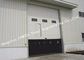 Las puertas industriales de alta velocidad del garaje levantan para arriba la puerta del obturador del rodillo con la puerta peatonal proveedor