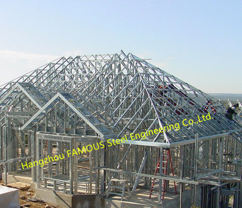 Edificios de marco de acero modificados para requisitos particulares modulares versátiles del tamaño de sistemas el enmarcar de acero 0