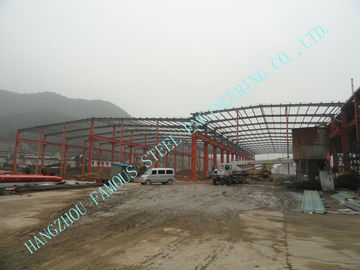 Porcelana ASTM de la casa prefabricada 78 x 96 de Multispan casa de acero industrial ligera del almacenamiento de los edificios cubierta proveedor